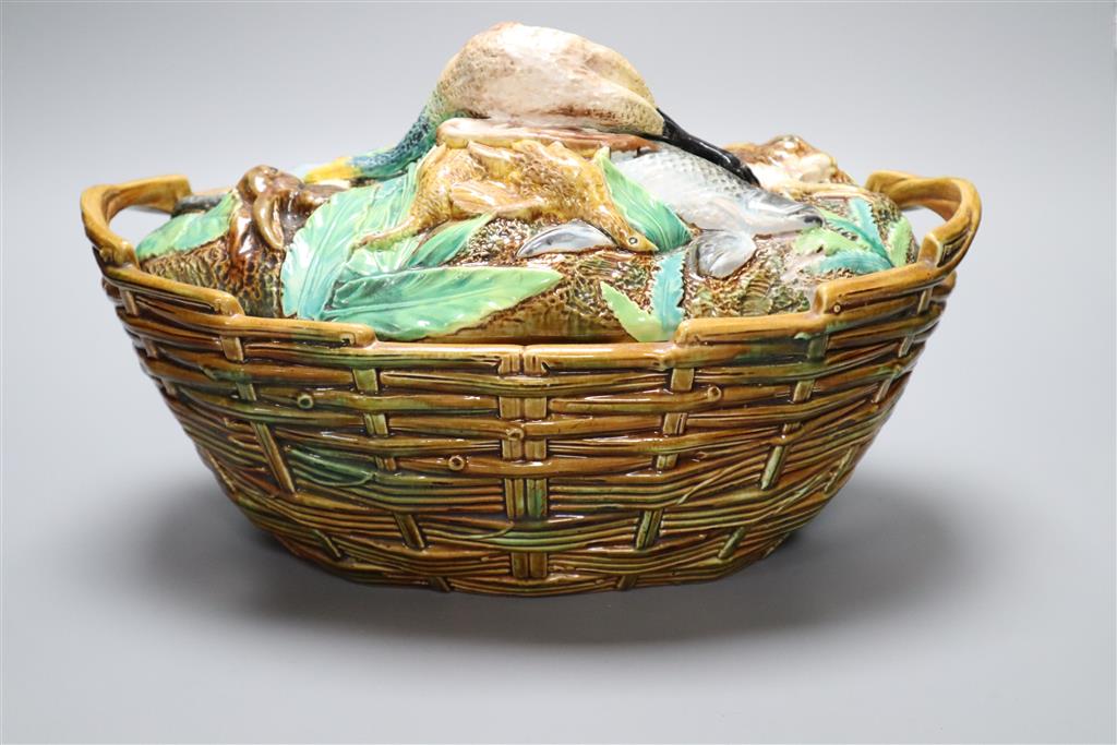 A George Jones maiolica game pie dish, liner and cover, width 32cm height 21cm